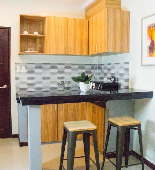 חדר סטודיו סטנדרד, Elti Suites By Bluebookers