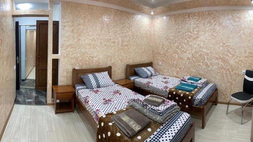 اتاق استاندارد با چشمانداز کوهستان, Guest House Diana