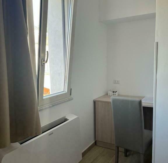 חדר סטנדרט, Karis Kairos