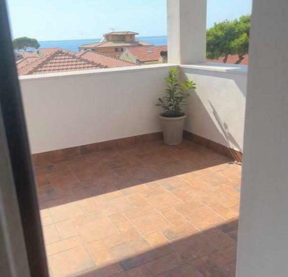 스탠다드 룸, Karis Kairos