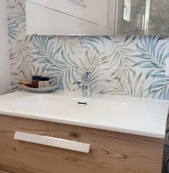 스탠다드 트리플 룸, Karis Kairos