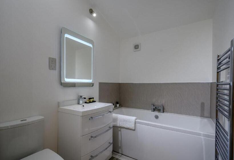 3间卧室的房子, Gadgirth Estate Lodges