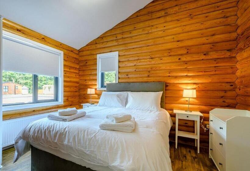 Дом 1 Спальня, Gadgirth Estate Lodges
