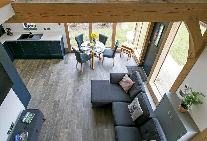 2间卧室的房子, Gadgirth Estate Lodges