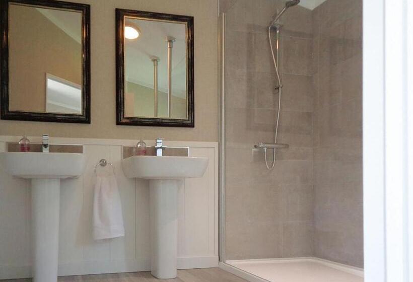 Дом 1 Спальня, Otters Mead Boutique Lodges