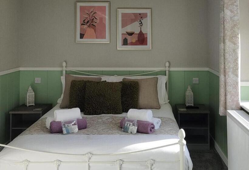 Дом 2 Спальни, Otters Mead Boutique Lodges