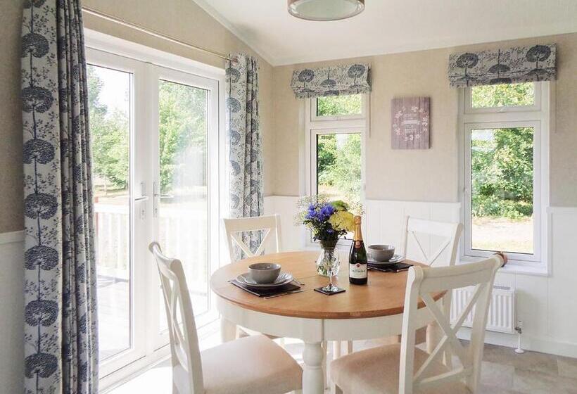 Дом 1 Спальня, Otters Mead Boutique Lodges