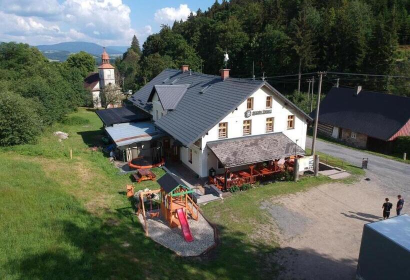 شاليه غرفة نوم واحدة, Penzion štvanice