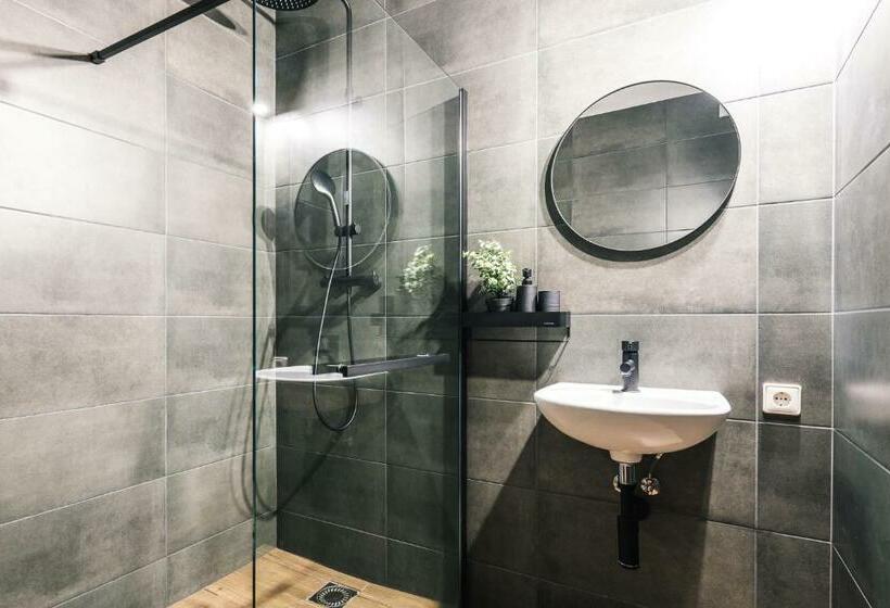 اتاق لوکس, Villa Gall