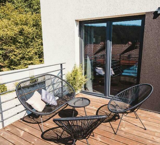 اتاق لوکس, Villa Gall