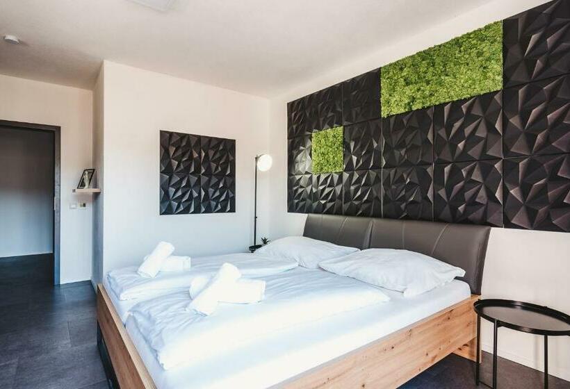 اتاق لوکس, Villa Gall