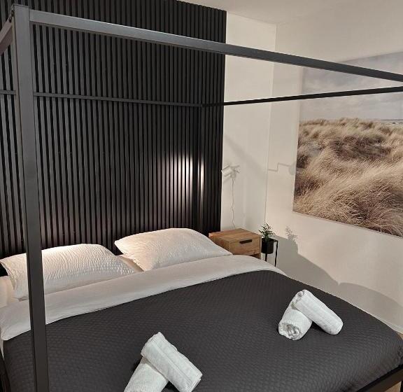 Suite with Terrace, Villa Gall