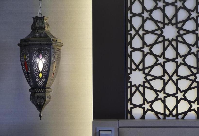 סוויטה נשיאותית 2 חדרים, Sheraton Qingyuan Lion Lake Resort