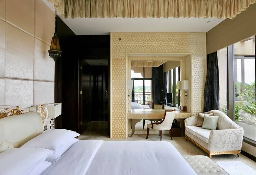 סוויטה נשיאותית 2 חדרים, Sheraton Qingyuan Lion Lake Resort