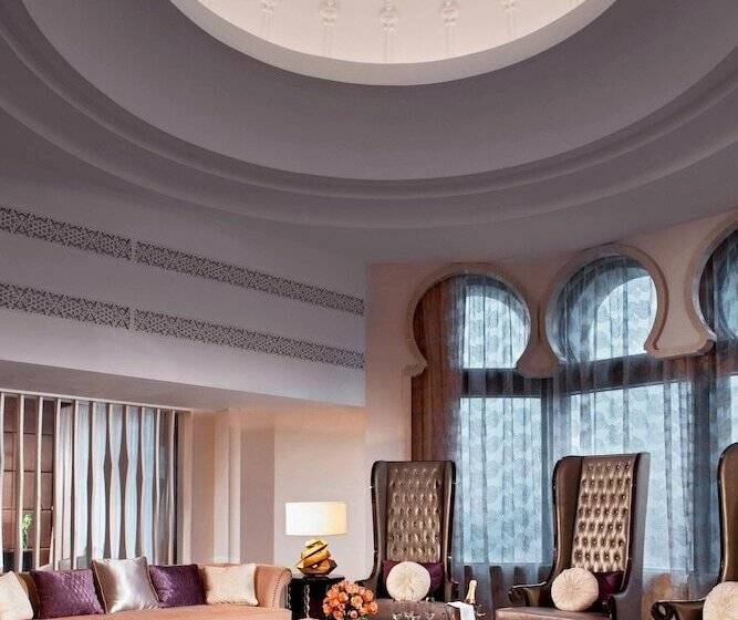 סוויטה נשיאותית 2 חדרים, Sheraton Qingyuan Lion Lake Resort