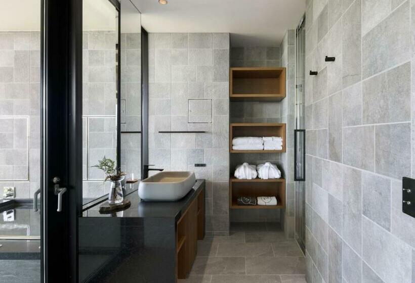 اتاق سوپریور با چشمانداز دریا, Goto Retreat By Onko Chishin