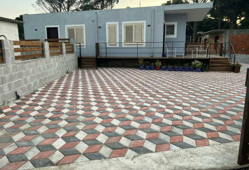 חדר משפחתי, Victoria Houses, Vlore Albania