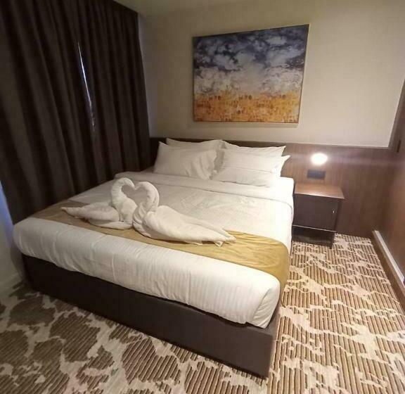 سوییت اجرایی, Dê Moccis Boutique