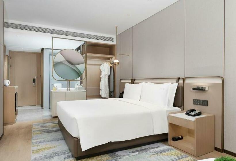 스탠다드 룸 킹사이즈 침대, Holiday Inn Changsha Malanshan, An Ihg