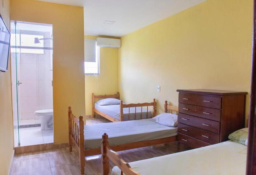 Номер Стандарт Трехместный, Oyo Pousada Simone