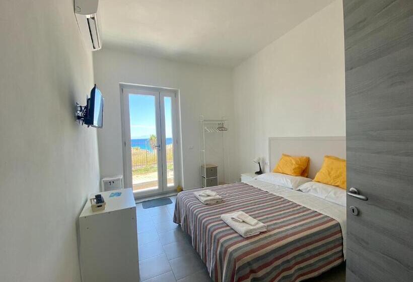 Четырехместный Номер Стандарт, Amoenus Bed & Breakfast