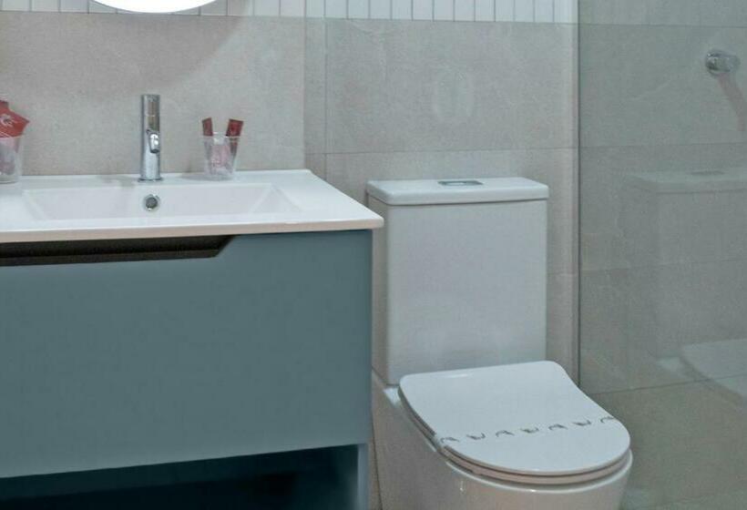 이코노미 룸, Rio Salado Conil Hostal