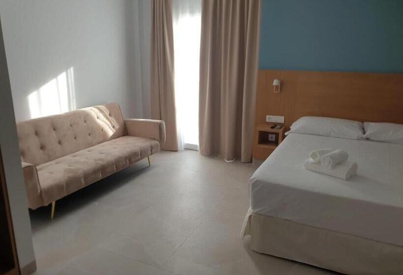 디럭스 룸, Rio Salado Conil Hostal