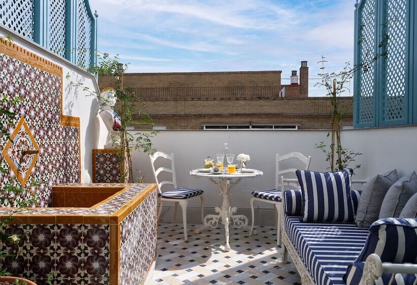 اتاق پرمیوم, Boutique Triana House