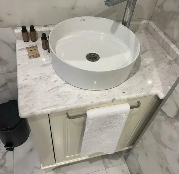 اتاق لوکس, Green Rock Hotel Boutique