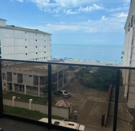 اتاق لوکس با بالکن و چشم‌انداز دریا, Green Rock Hotel Boutique