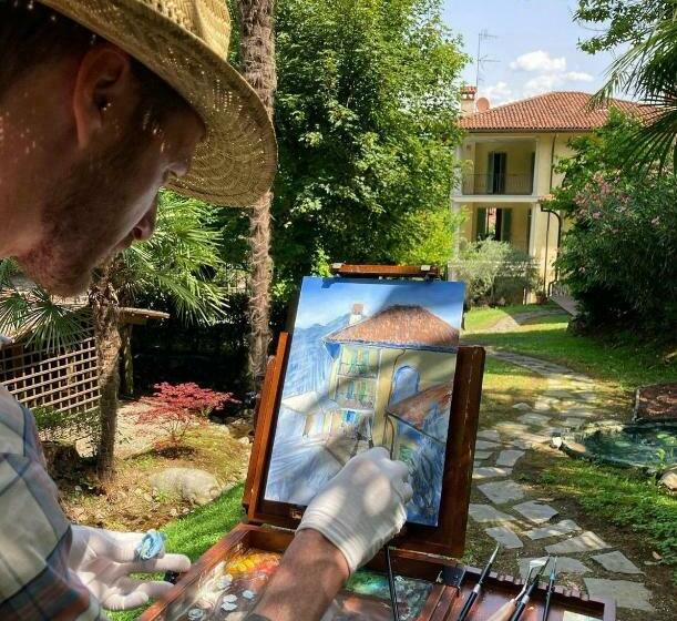 اتاق لوکس با بالکن و چشم‌انداز دریا, L Ortensia Della Villa Isabella, Camera Con Vista Lago, Balcone Sul Parco E Bagno Esclusivo All Este