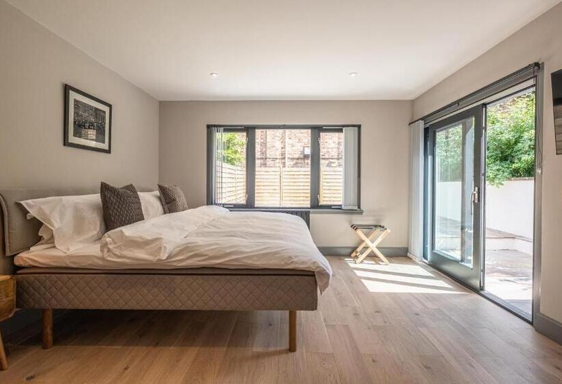 Люкс Вид на Сад, The Arran, St Andrews