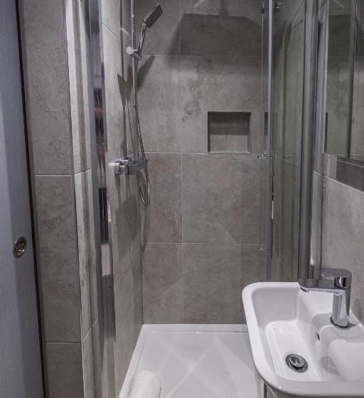 Номер Стандарт, The Arran, St Andrews