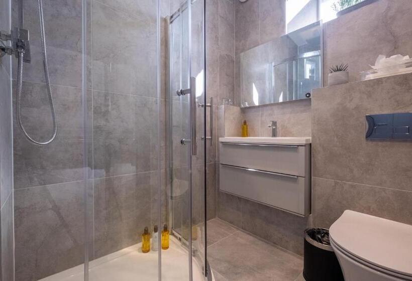 Номер Economy, The Arran, St Andrews