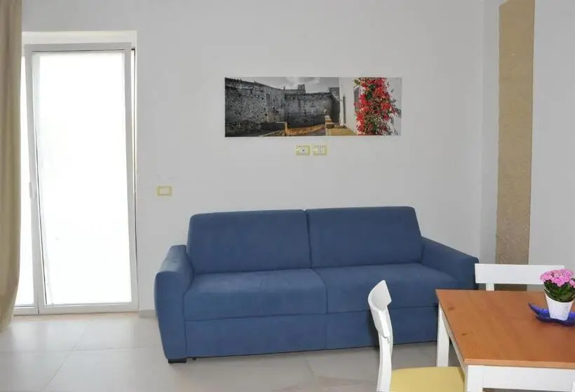 Suite with Hot Tub, Bluotranto