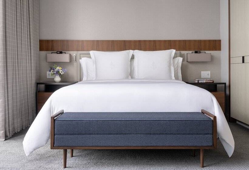 اتاق استاندارد با تخت بزرگ برای معلولان, Four Seasons Hotel Nashville