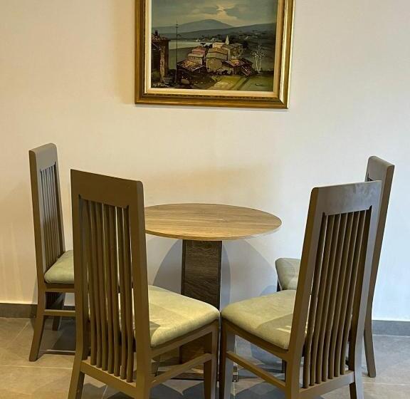 ویلای 2 خوابه, Le Royal Marina