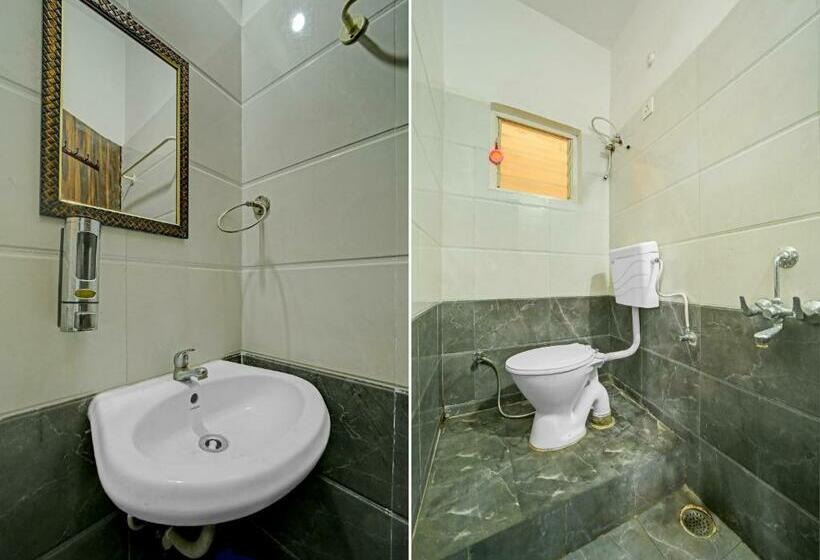 Quarto Triplo Clássico, Oyo 91026 Pearl Inn