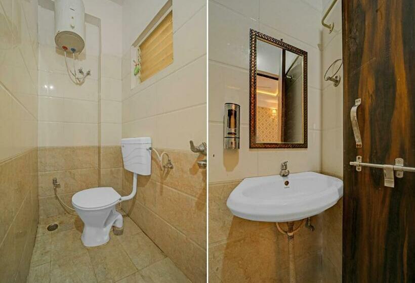 Quarto Triplo Clássico, Oyo 91026 Pearl Inn