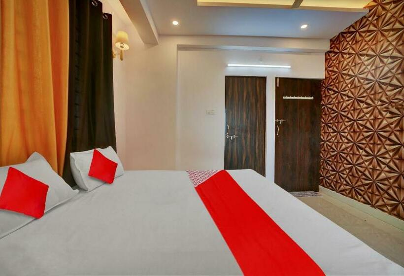 Quarto Triplo Deluxe, Oyo 91026 Pearl Inn