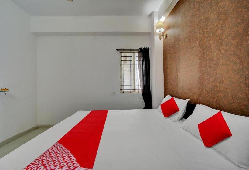Quarto Triplo Estandar, Oyo 91026 Pearl Inn