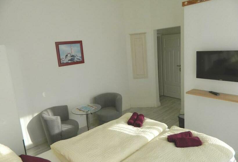 اتاق استاندارد, Pension Kapitän Schmuck