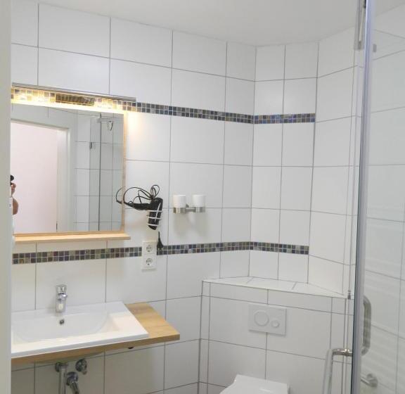 اتاق عادی, Pension Kapitän Schmuck