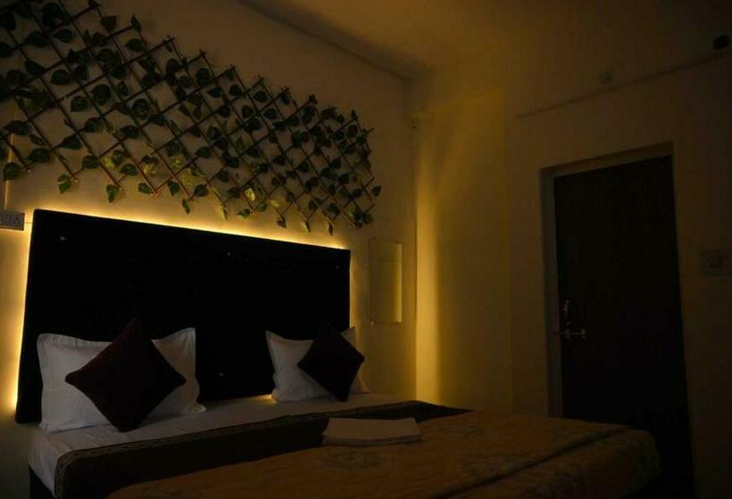 Трехместный Номер Классика, O Pop Hotel Blue Star