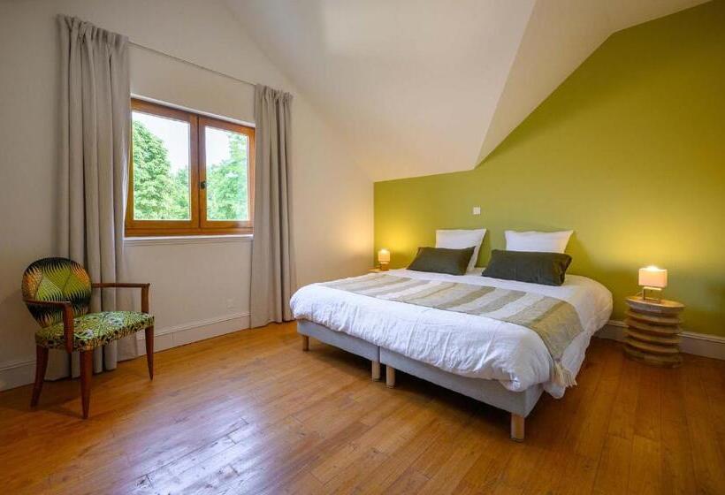 Люкс Кровать Кинг, Domaine Du Bugassou, Chambres, Table D Hôtes & Spa