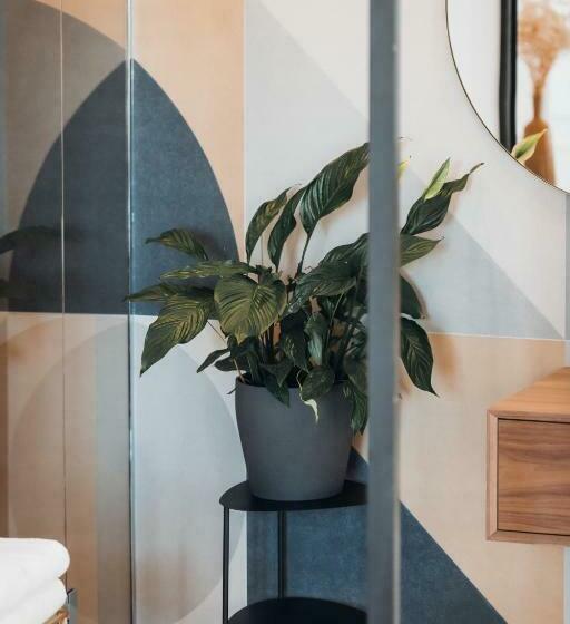 デラックスルーム, L Iris De Suse