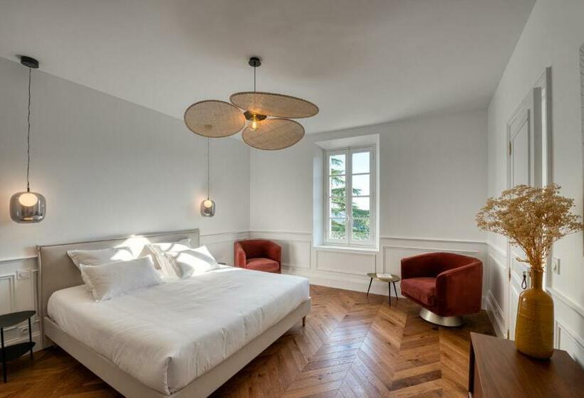 デラックスルーム, L Iris De Suse