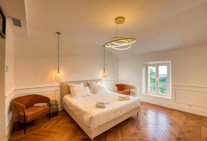 デラックスルーム, L Iris De Suse