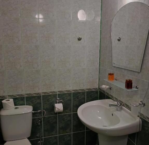 Deluxe Kolmen Hengen Huone Merinäkymä, аурелия бей