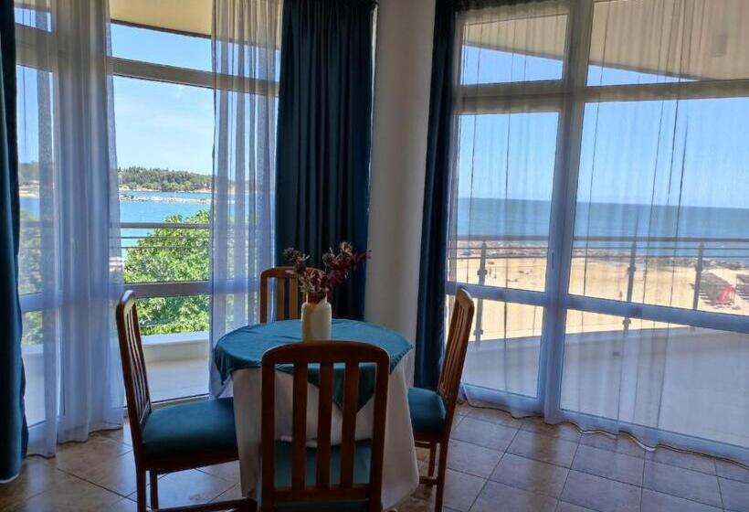 Huoneisto 1 Makuuhuone, аурелия бей